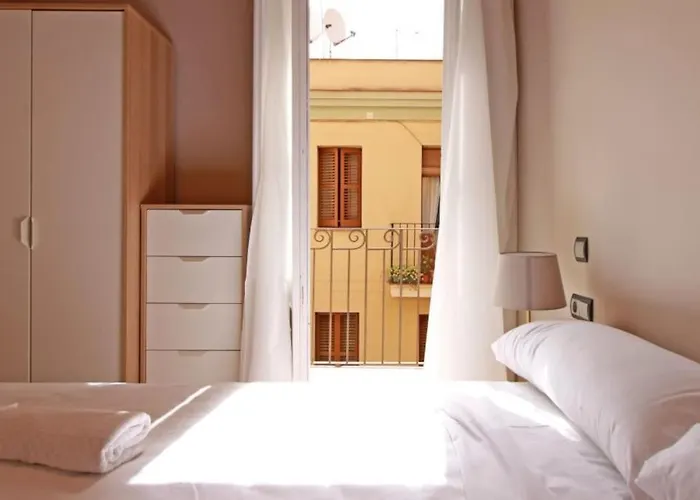 Bebarceloner Sants Apartments - 2 Bedrooms